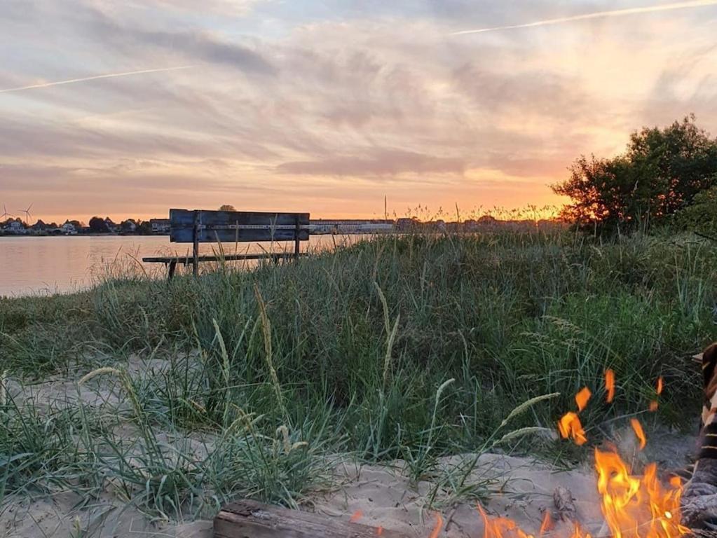 Ferienwohnung Sonnenaufgangsgenuss Harriersand Schwanewede Buitenkant foto